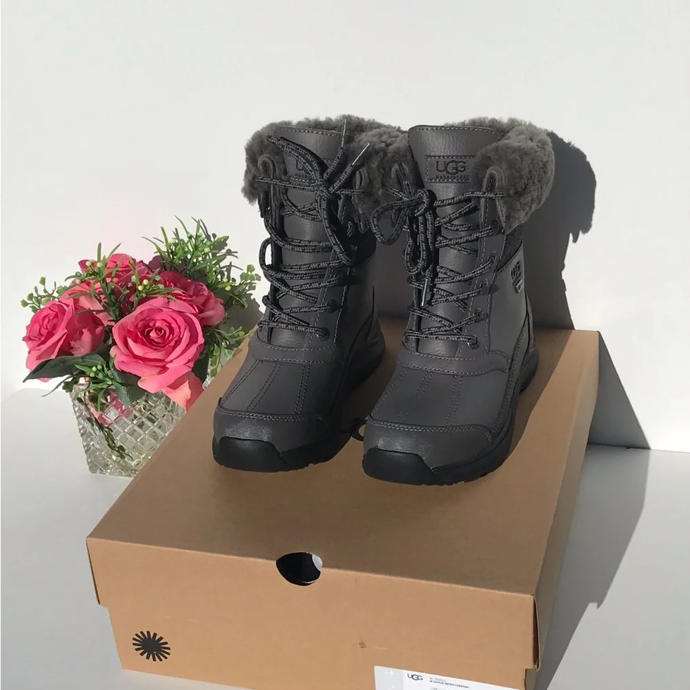 UGG Zaylee Micro Cheetah Boot - Picture 6 of 10